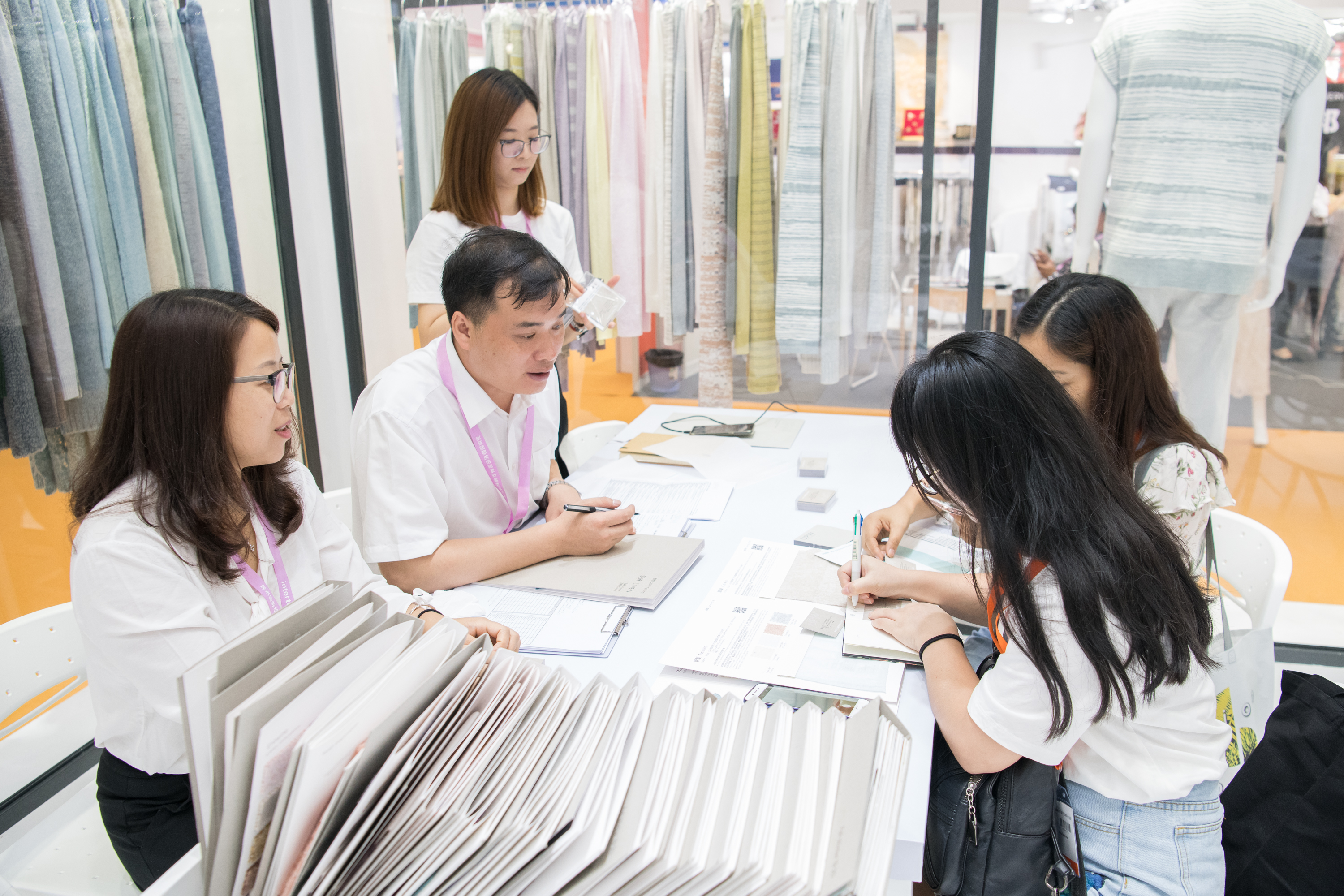SZIT18_Business_interaction_3